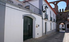 Casa Da Muralha De Serpa